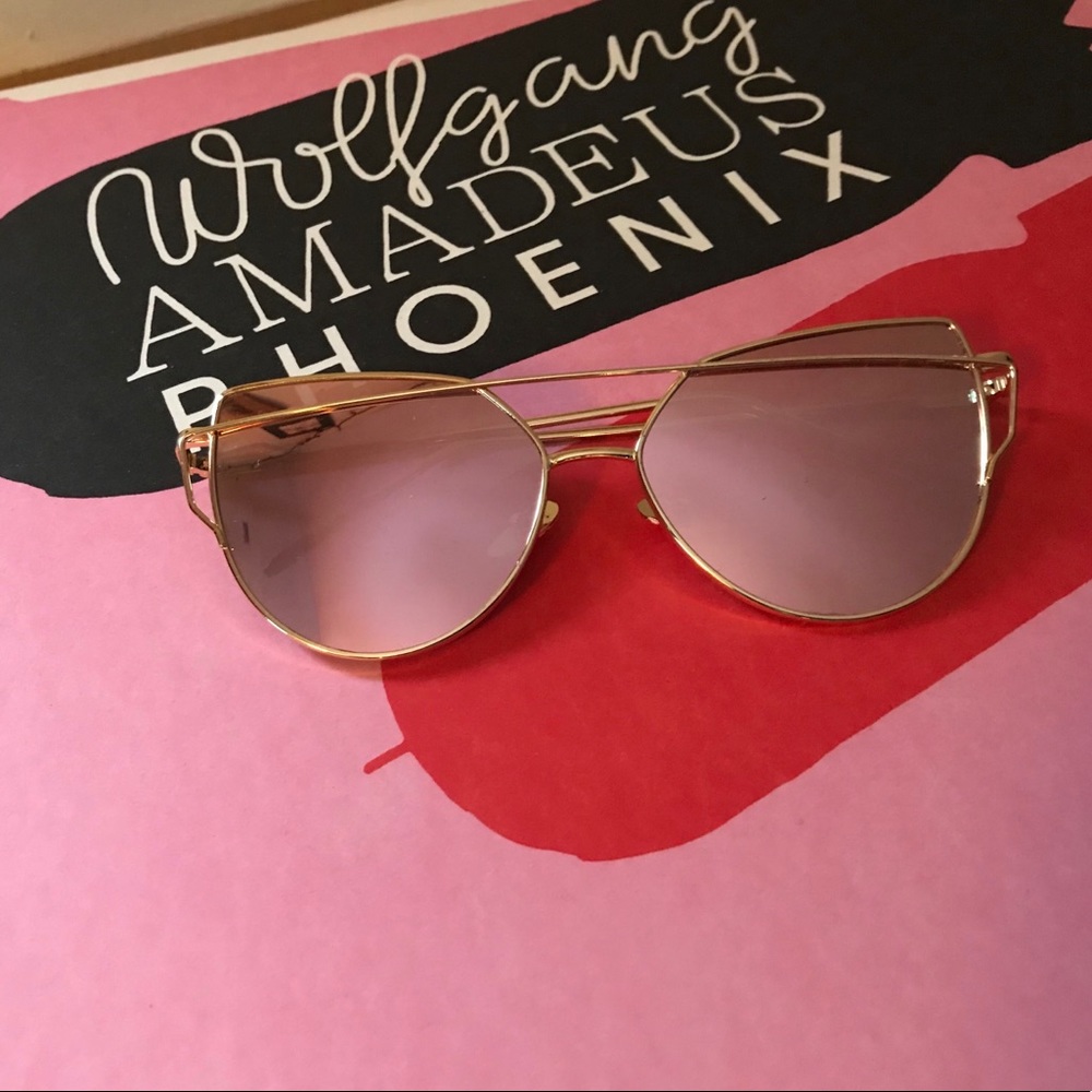 Fun Pink Mirrored Cat Eye Sunnies